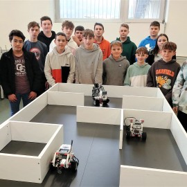 Schulübergreifendes Projekt des Fachbereichs Holz/Bau und der Robotik Gruppe der MS